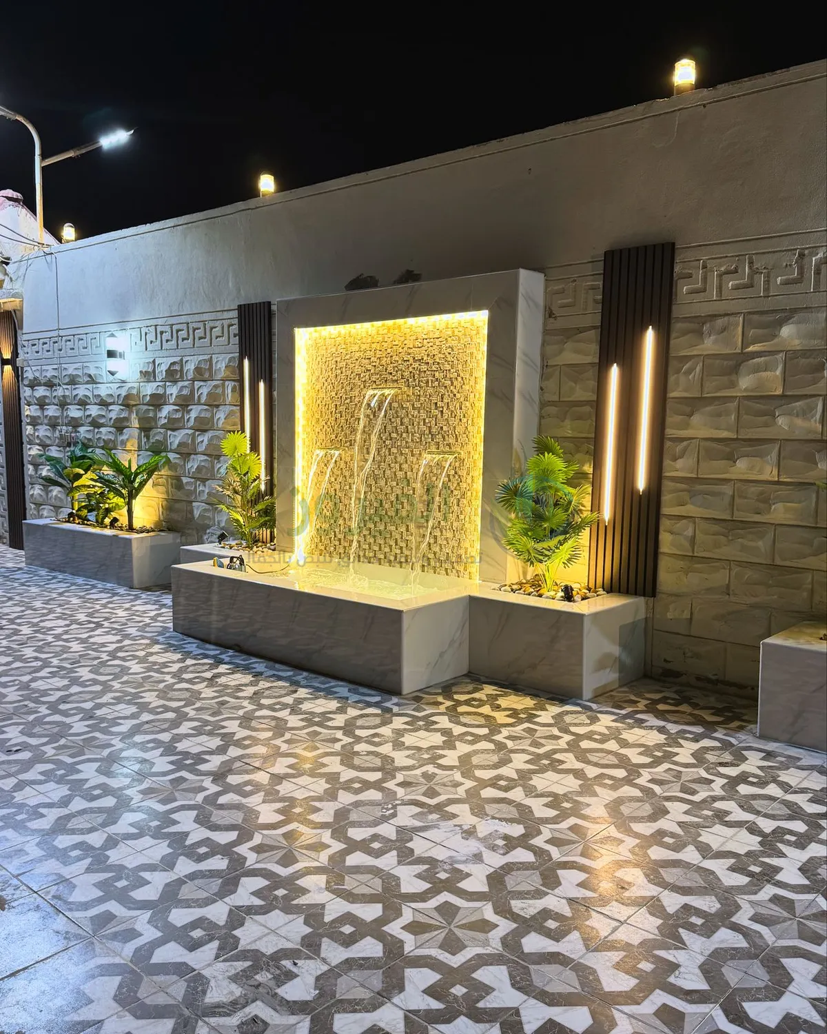 تنفيذ الشلالات والنوافير